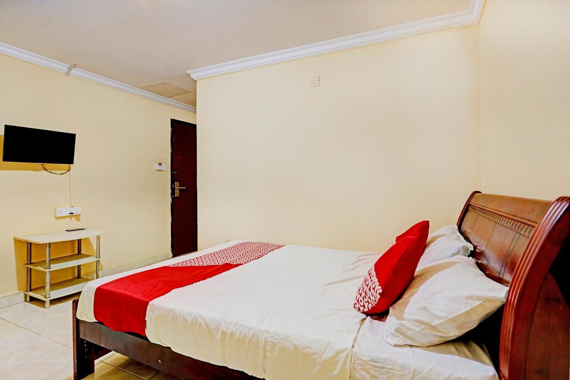 Oyo 92334 Abi Manyu Syariah Hotel Nagoya Ngoại thất bức ảnh